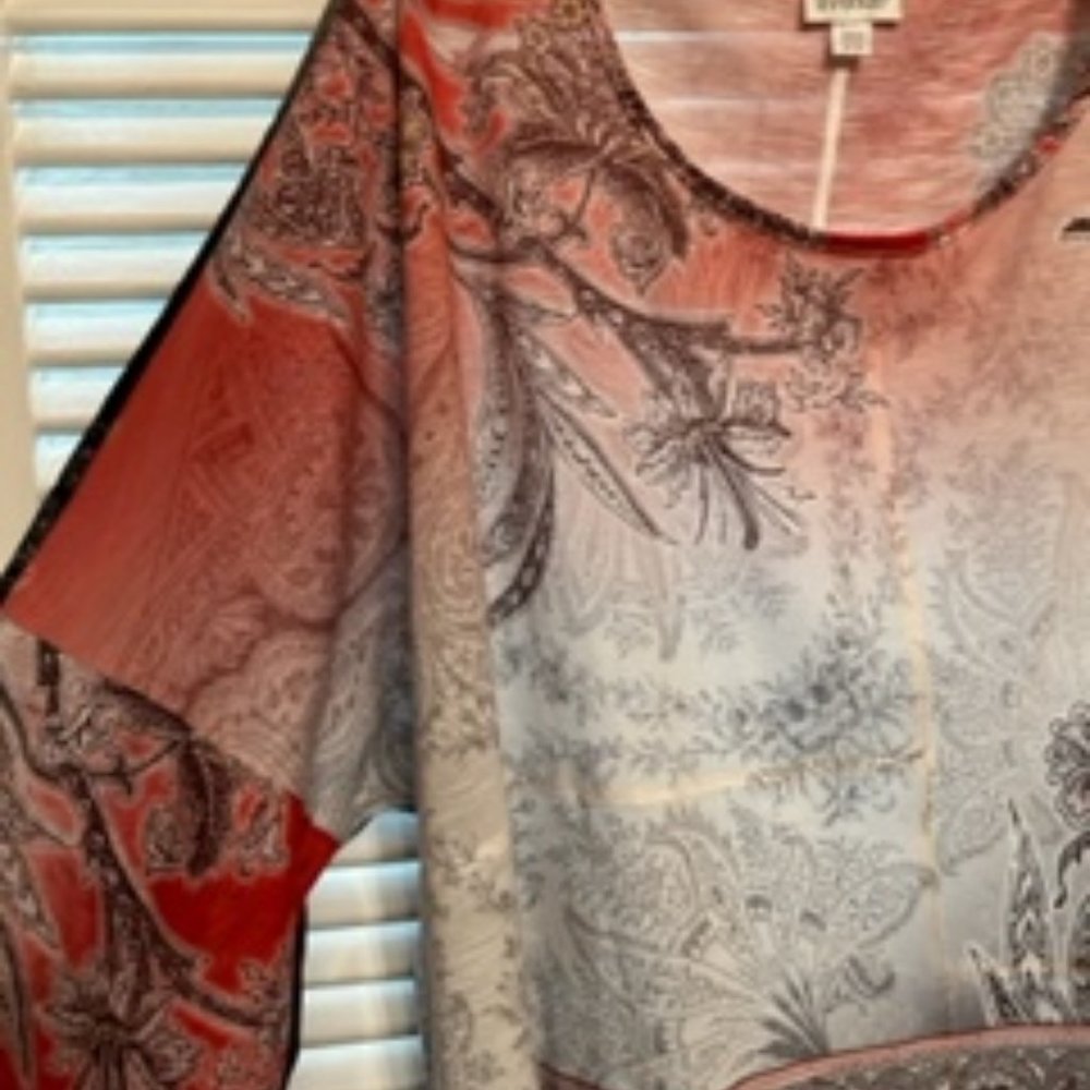 Brand: Avenue   Size 26/28  Like New! - Picture 3 of 3